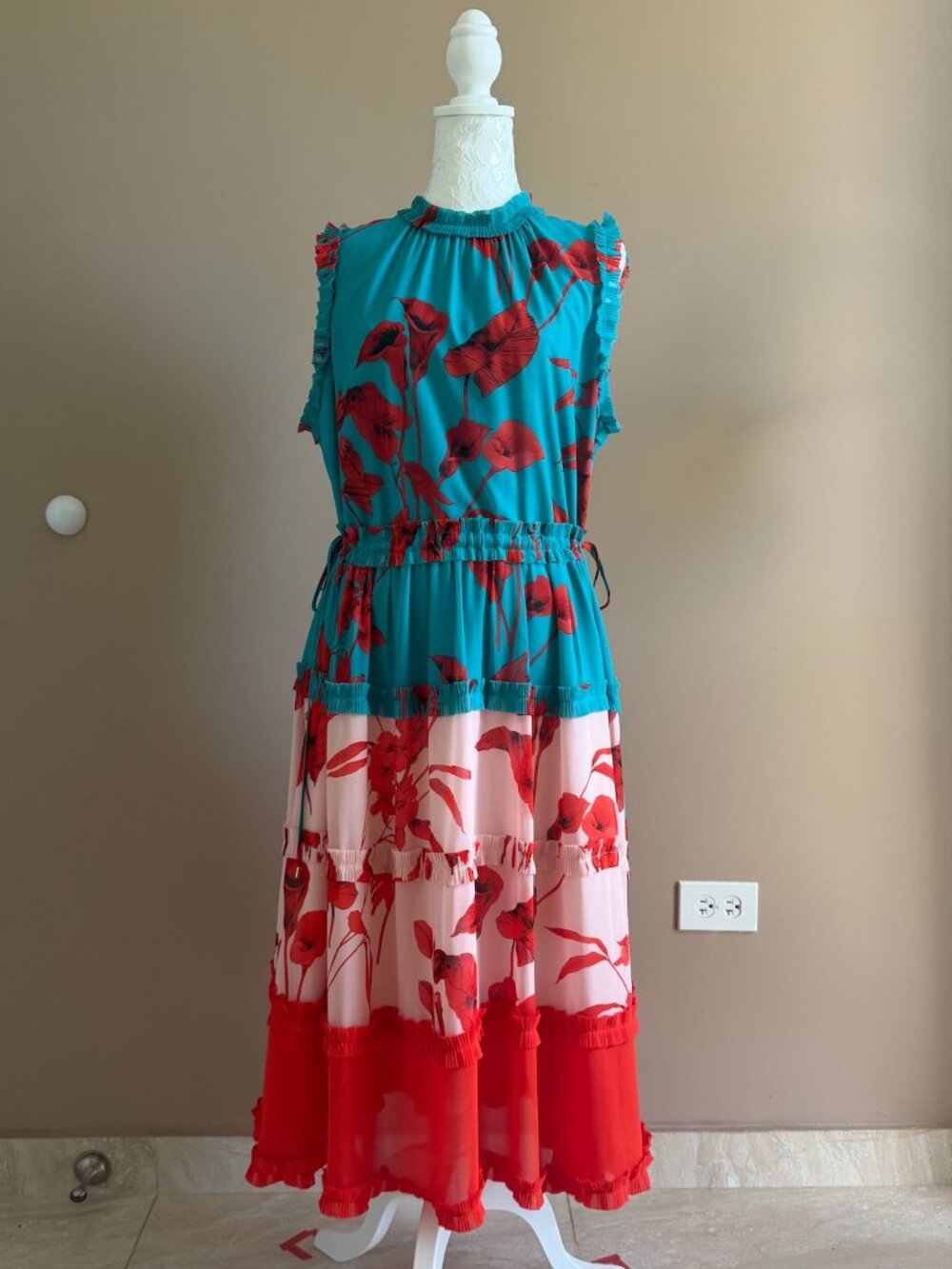 Ted Baker size 4 Camelis Fantasia tiered midi dress